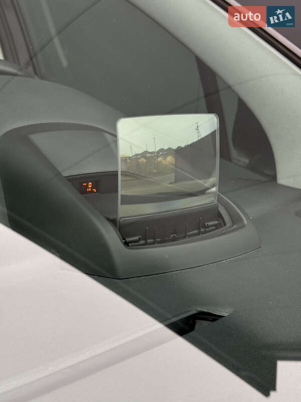 Микровэн Peugeot 5008 2011 в Луцке