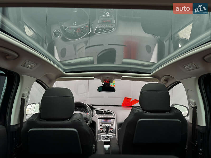 Микровэн Peugeot 5008 2011 в Луцке