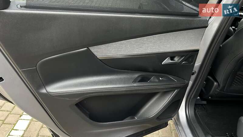 Внедорожник / Кроссовер Peugeot 5008 2019 в Ивано-Франковске