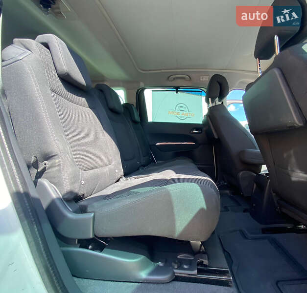 Микровэн Peugeot 5008 2013 в Ровно фото 19 Микровэн Peugeot 5008 2013 в Ровно