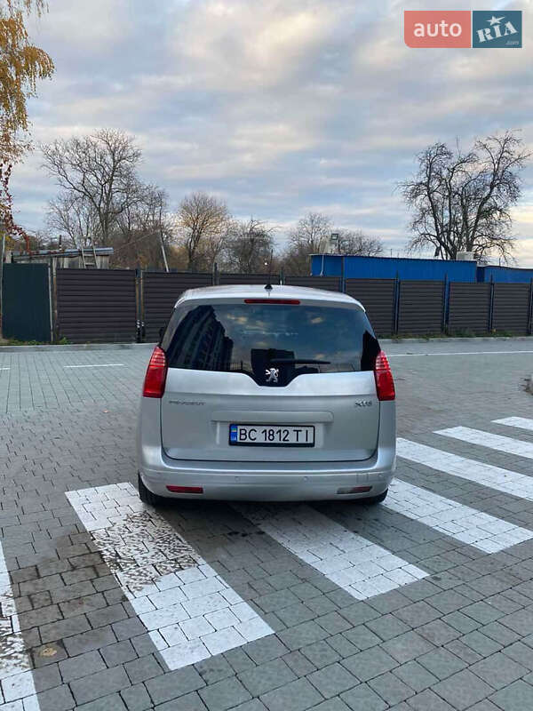 Микровэн Peugeot 5008 2011 в Львове фото 5 Микровэн Peugeot 5008 2011 в Львове