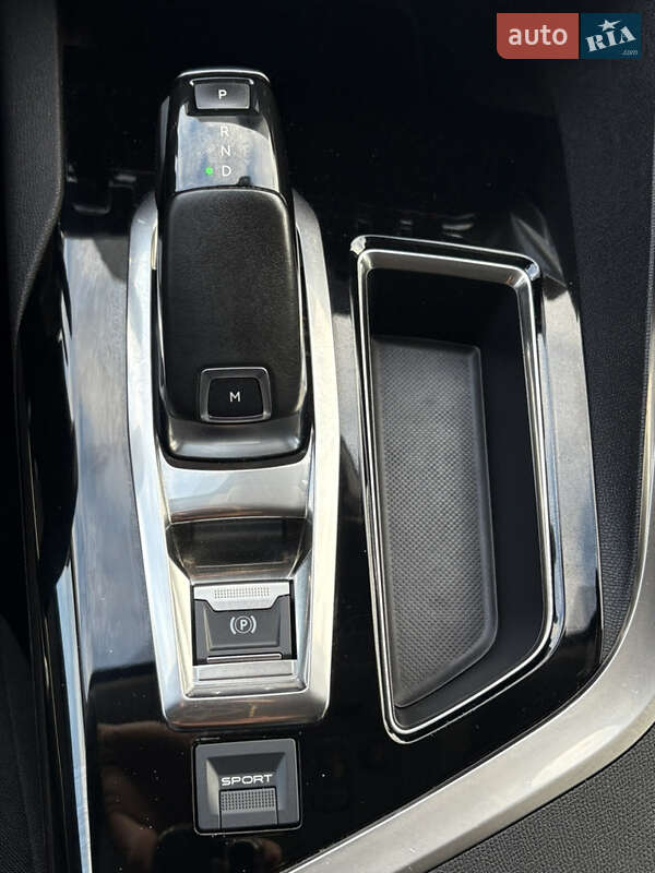 Внедорожник / Кроссовер Peugeot 5008 2020 в Львове фото 45 Внедорожник / Кроссовер Peugeot 5008 2020 в Львове