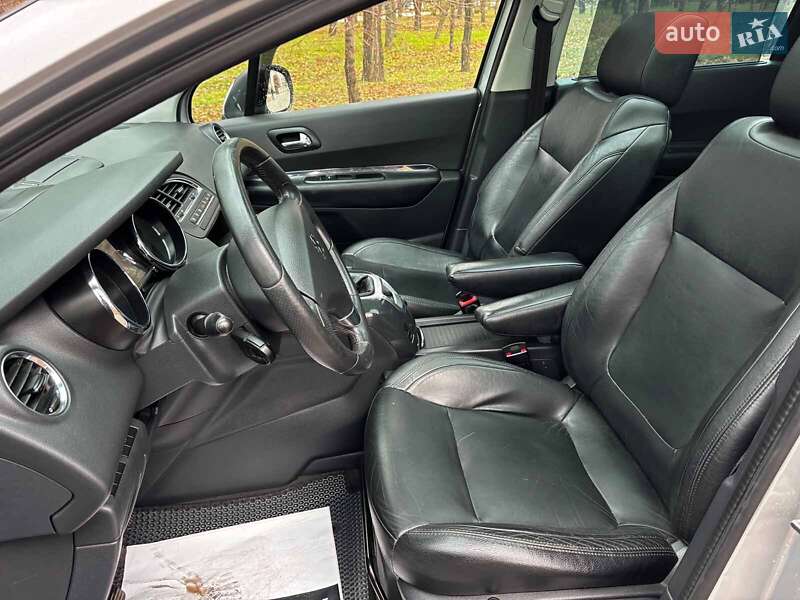 Микровэн Peugeot 5008 2010 в Запорожье фото 14 Микровэн Peugeot 5008 2010 в Запорожье