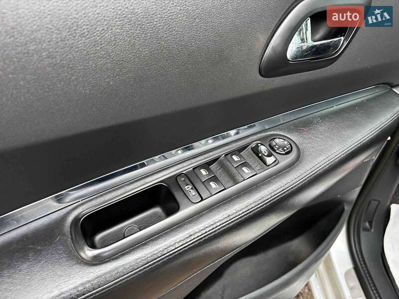 Микровэн Peugeot 5008 2010 в Запорожье фото 18 Микровэн Peugeot 5008 2010 в Запорожье