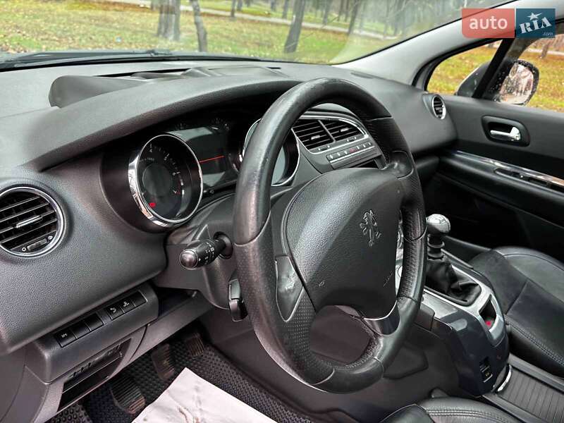 Микровэн Peugeot 5008 2010 в Запорожье фото 23 Микровэн Peugeot 5008 2010 в Запорожье