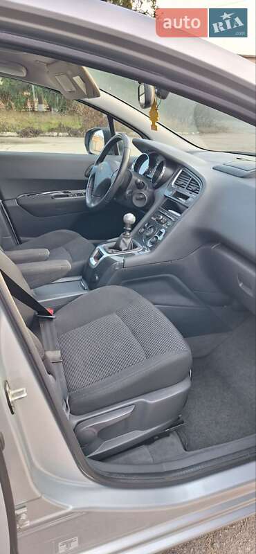 Микровэн Peugeot 5008 2010 в Богуславе фото 22 Микровэн Peugeot 5008 2010 в Богуславе