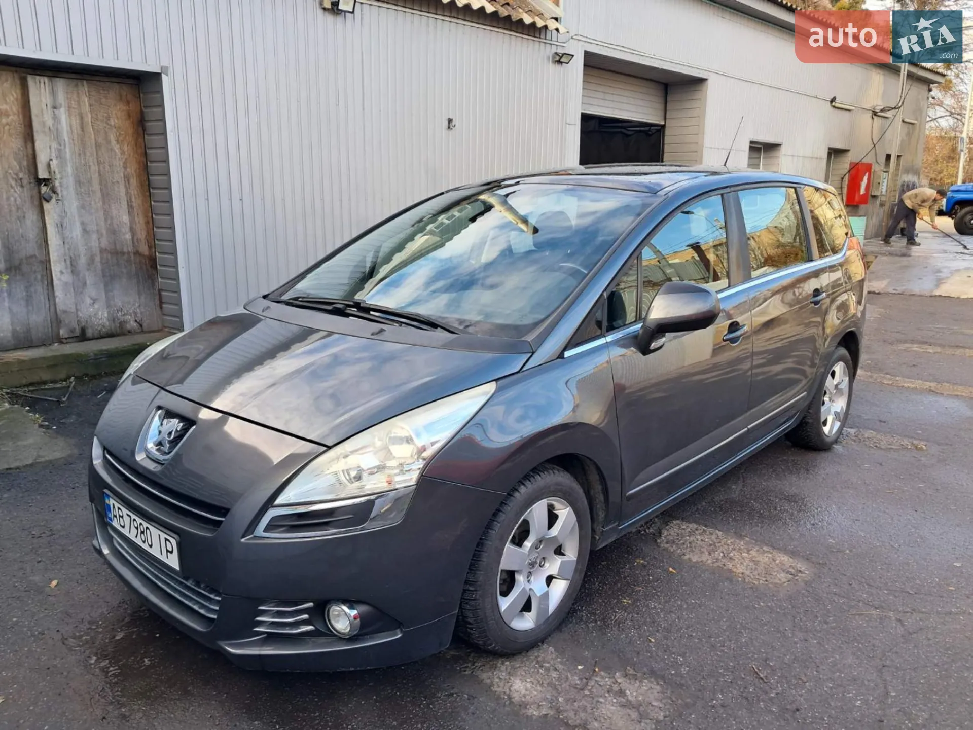 2010 Peugeot 5008 - мініатюра 2