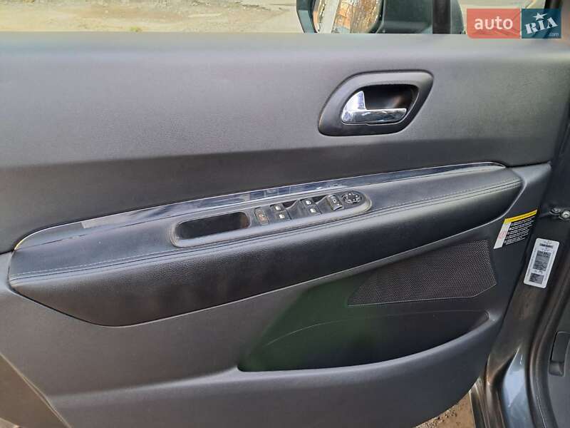 Микровэн Peugeot 5008 2010 в Виннице