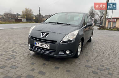 Микровэн Peugeot 5008 2013 в Надворной