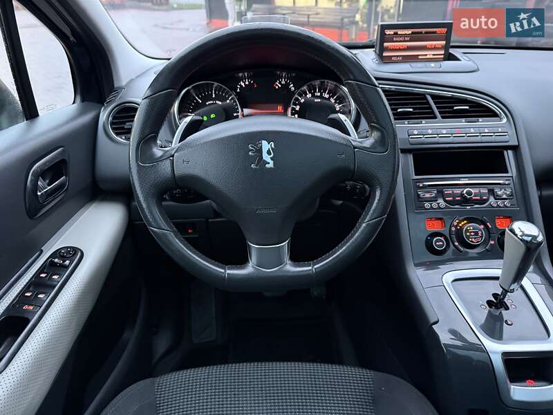 Мікровен Peugeot 5008 2011 в Рівному