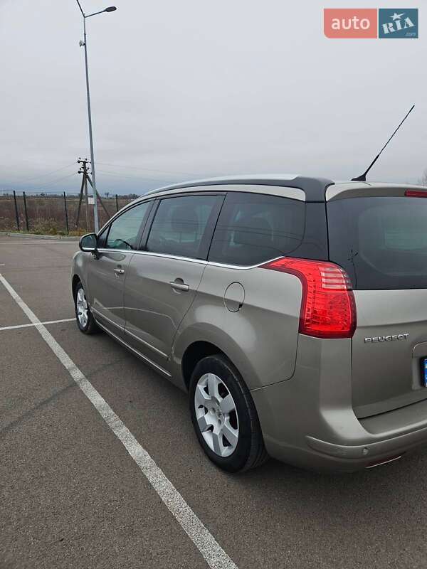 Микровэн Peugeot 5008 2010 в Ровно фото 2 Микровэн Peugeot 5008 2010 в Ровно