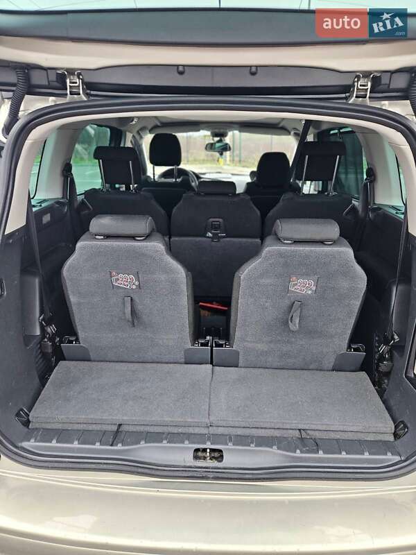 Микровэн Peugeot 5008 2010 в Ровно фото 3 Микровэн Peugeot 5008 2010 в Ровно