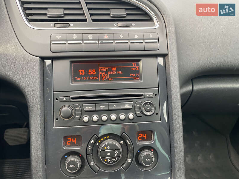 Микровэн Peugeot 5008 2010 в Нововолынске фото 25 Микровэн Peugeot 5008 2010 в Нововолынске