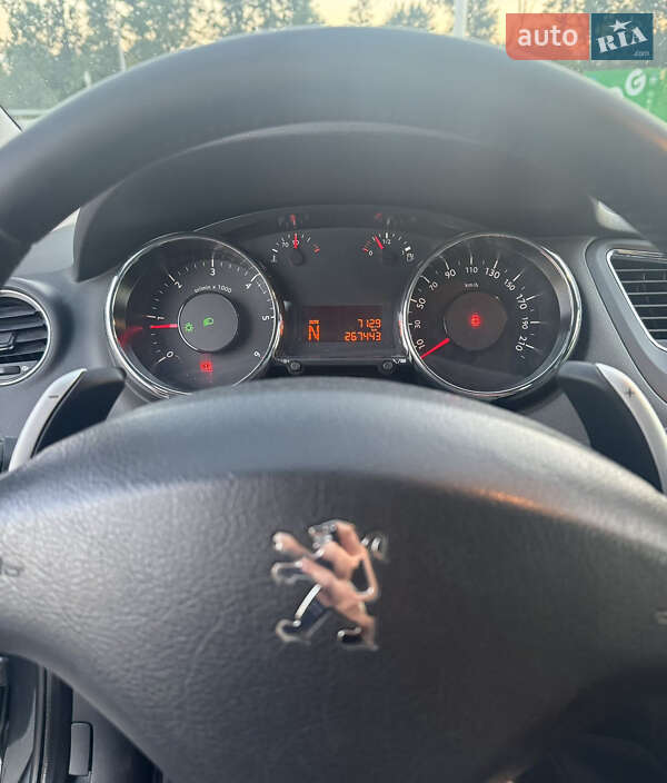 Микровэн Peugeot 5008 2013 в Житомире фото 12 Микровэн Peugeot 5008 2013 в Житомире