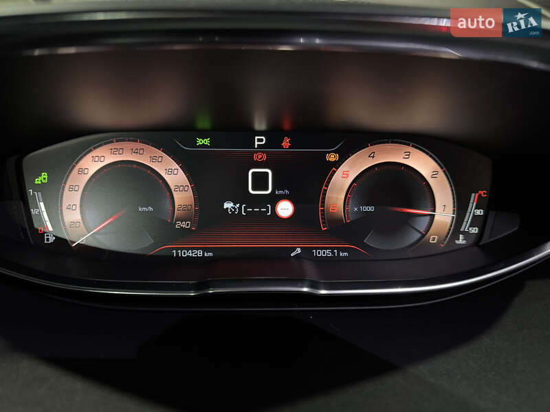 Внедорожник / Кроссовер Peugeot 5008 2018 в Одессе