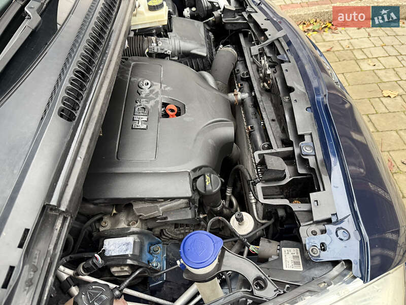 Микровэн Peugeot 5008 2009 в Трускавце