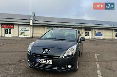 Микровэн Peugeot 5008 2012 в Львове