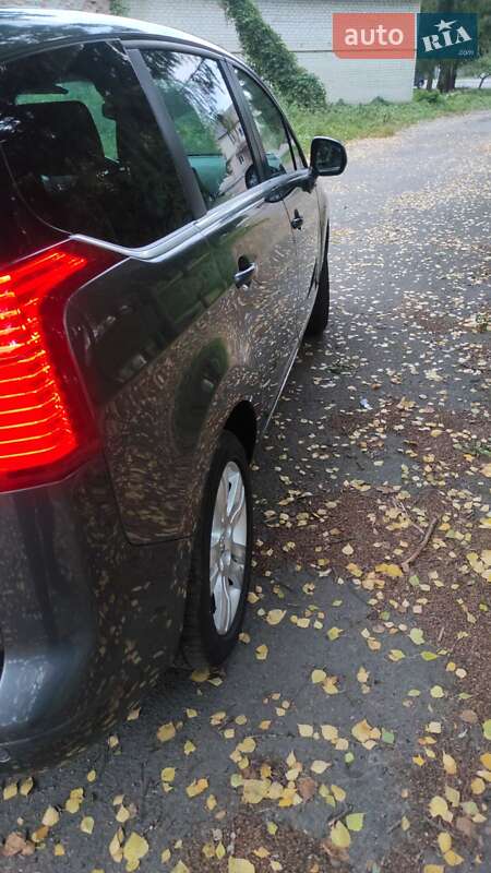 Микровэн Peugeot 5008 2009 в Радивилове