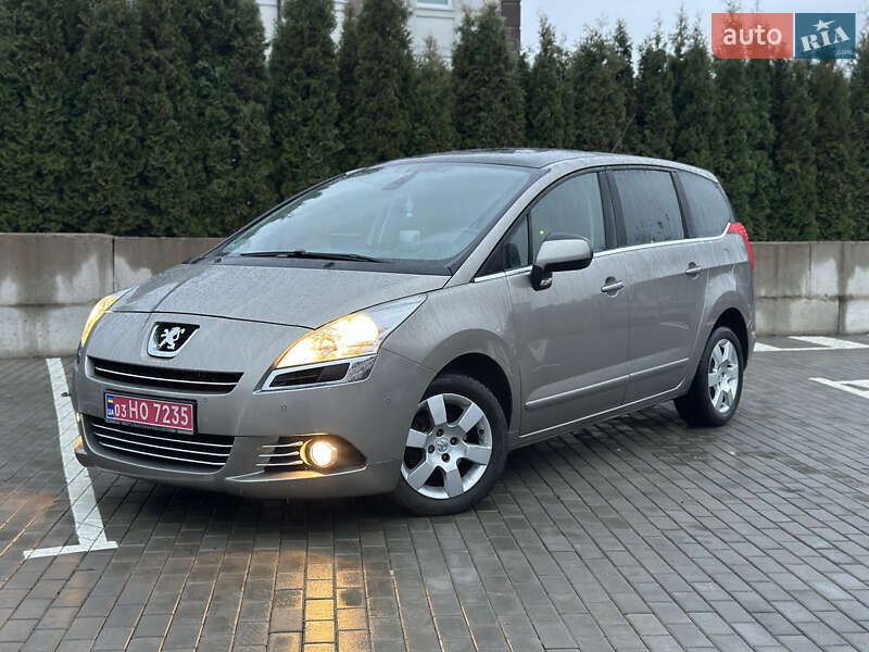 Микровэн Peugeot 5008 2011 в Ровно