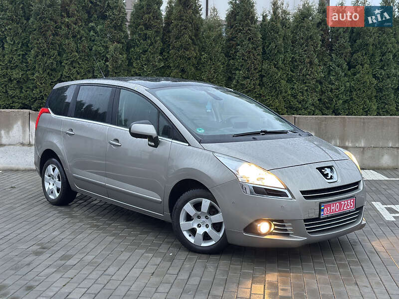 Микровэн Peugeot 5008 2011 в Ровно