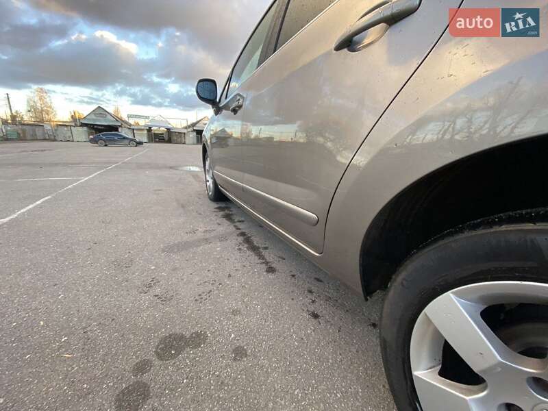 Микровэн Peugeot 5008 2012 в Хмельницком фото 7 Микровэн Peugeot 5008 2012 в Хмельницком
