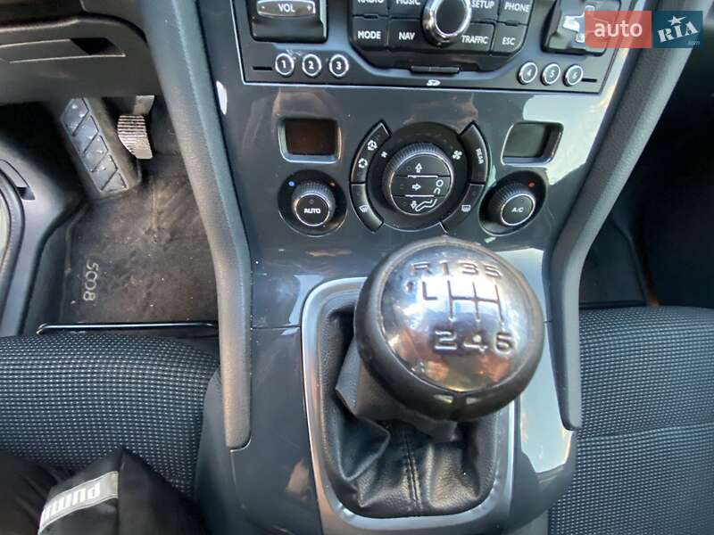 Микровэн Peugeot 5008 2012 в Хмельницком фото 49 Микровэн Peugeot 5008 2012 в Хмельницком