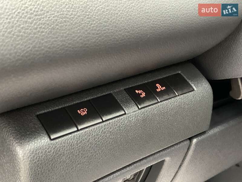 Мікровен Peugeot 5008 2011 в Бердичеві