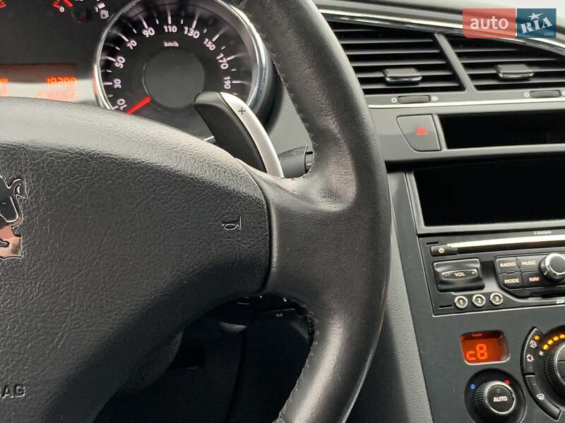 Мікровен Peugeot 5008 2011 в Бердичеві