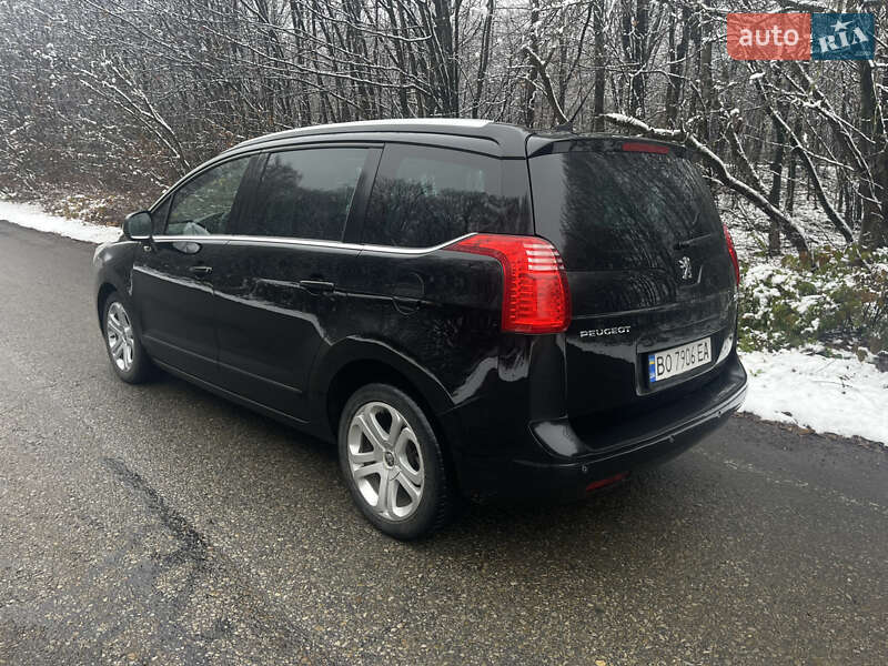 Микровэн Peugeot 5008 2013 в Тернополе