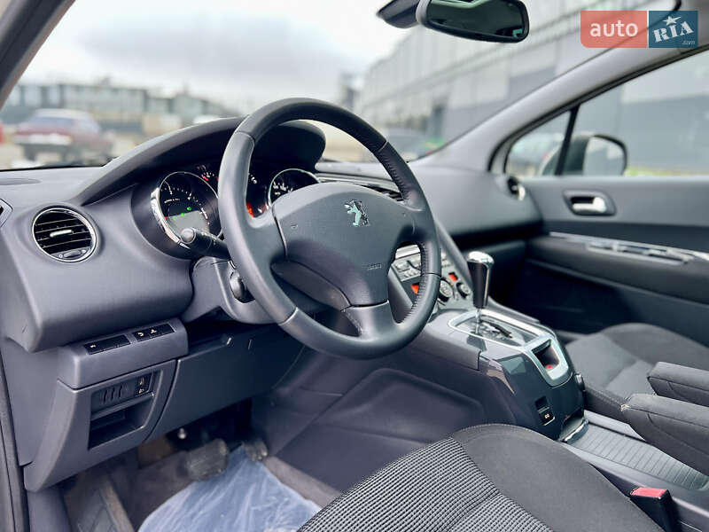 Мікровен Peugeot 5008 2011 в Івано-Франківську
