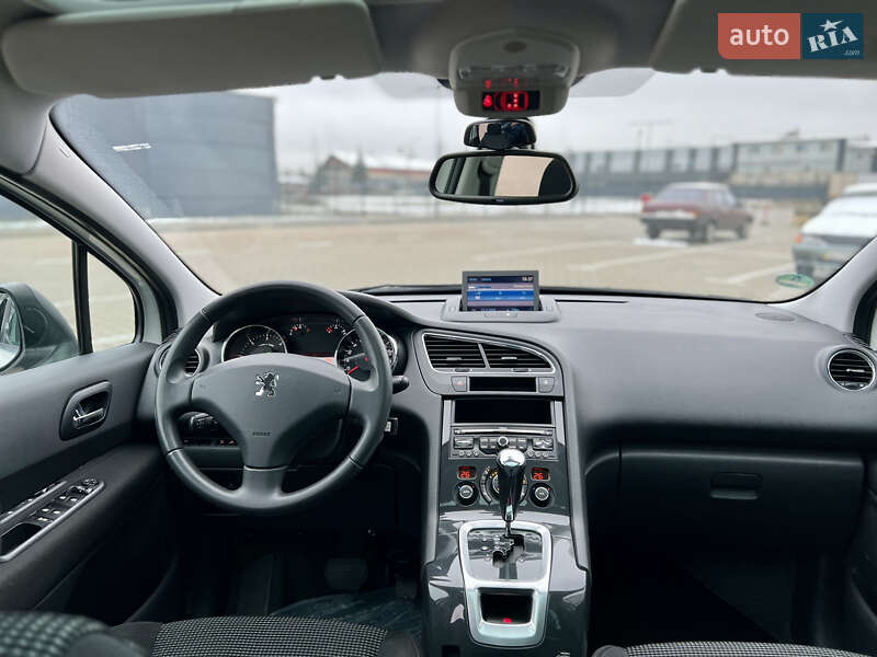 Мікровен Peugeot 5008 2011 в Івано-Франківську