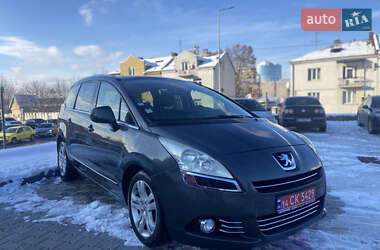 Микровэн Peugeot 5008 2011 в Львове