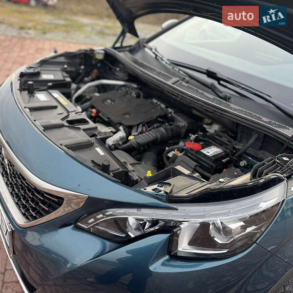 Внедорожник / Кроссовер Peugeot 5008 2018 в Теребовле