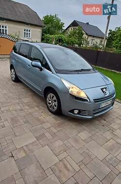 Микровэн Peugeot 5008 2011 в Калуше