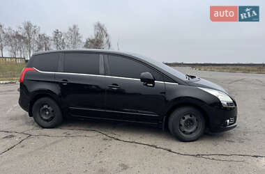 Микровэн Peugeot 5008 2011 в Сумах