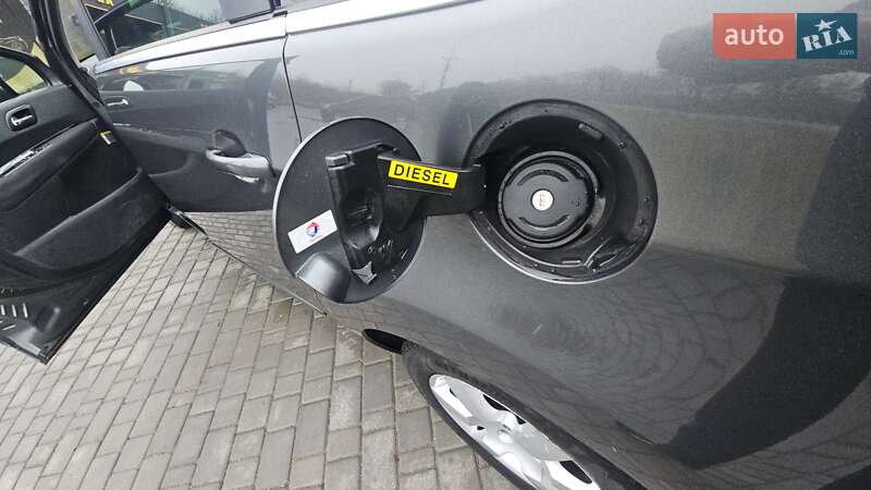 Микровэн Peugeot 5008 2014 в Виннице