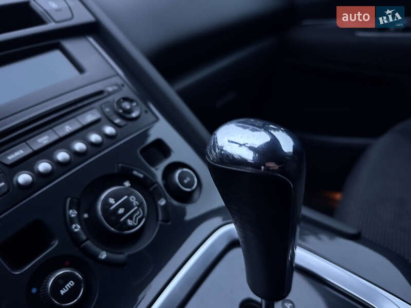 Мікровен Peugeot 5008 2010 в Рівному