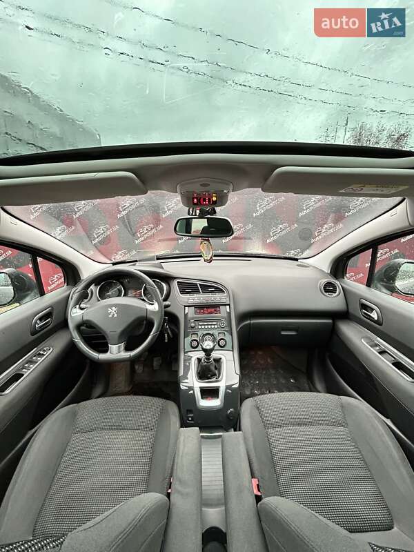 Мікровен Peugeot 5008 2013 в Сумах