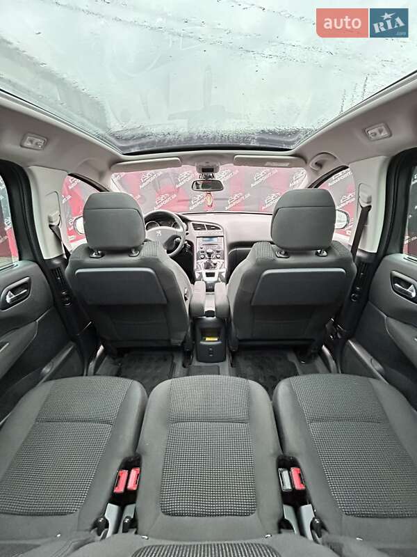 Мікровен Peugeot 5008 2013 в Сумах