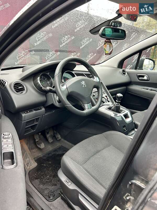 Мікровен Peugeot 5008 2013 в Сумах