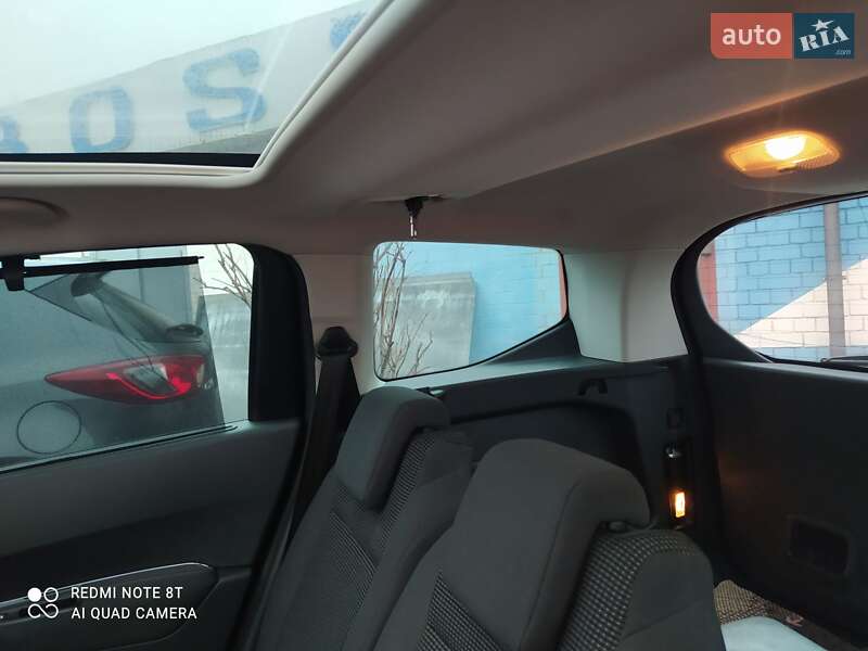 Микровэн Peugeot 5008 2012 в Черкассах фото 10 Микровэн Peugeot 5008 2012 в Черкассах