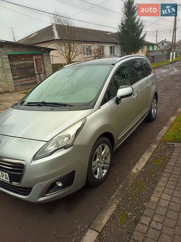 Микровэн Peugeot 5008 2015 в Шептицькому фото 4 Микровэн Peugeot 5008 2015 в Шептицькому