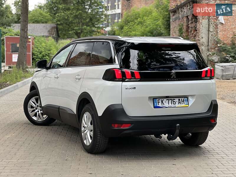 Внедорожник / Кроссовер Peugeot 5008 2019 в Львове