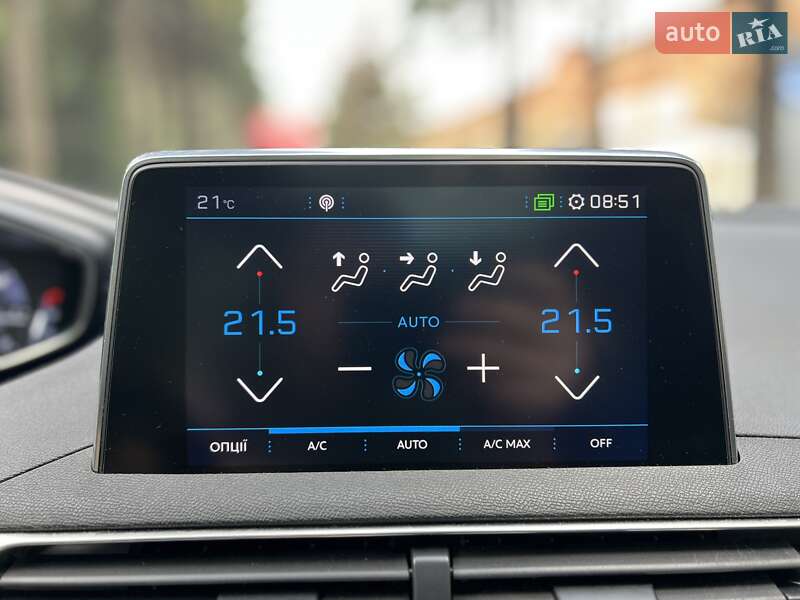 Внедорожник / Кроссовер Peugeot 5008 2019 в Львове