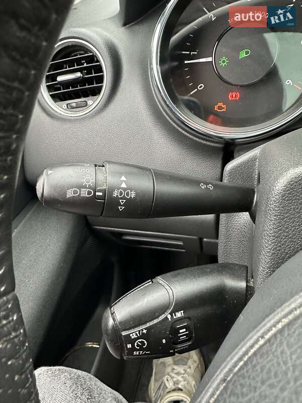 Мікровен Peugeot 5008 2012 в Сумах фото 36 Мікровен Peugeot 5008 2012 в Сумах