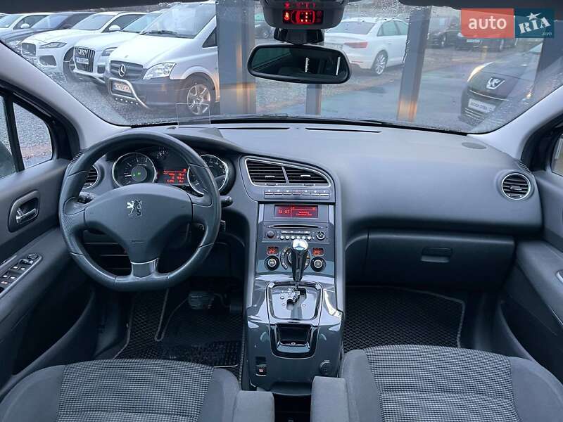 Мікровен Peugeot 5008 2012 в Києві