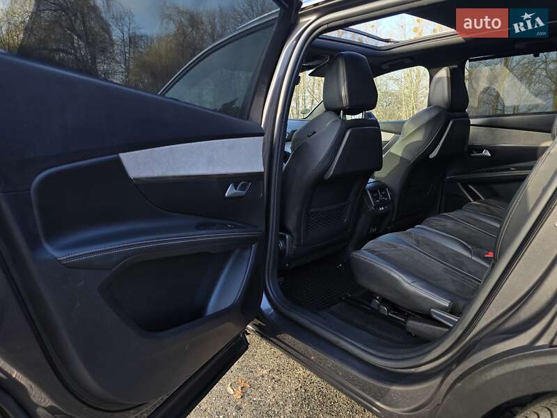 Внедорожник / Кроссовер Peugeot 5008 2021 в Калуше