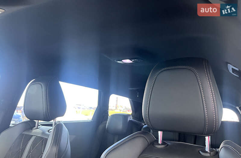 Внедорожник / Кроссовер Peugeot 5008 2019 в Львове