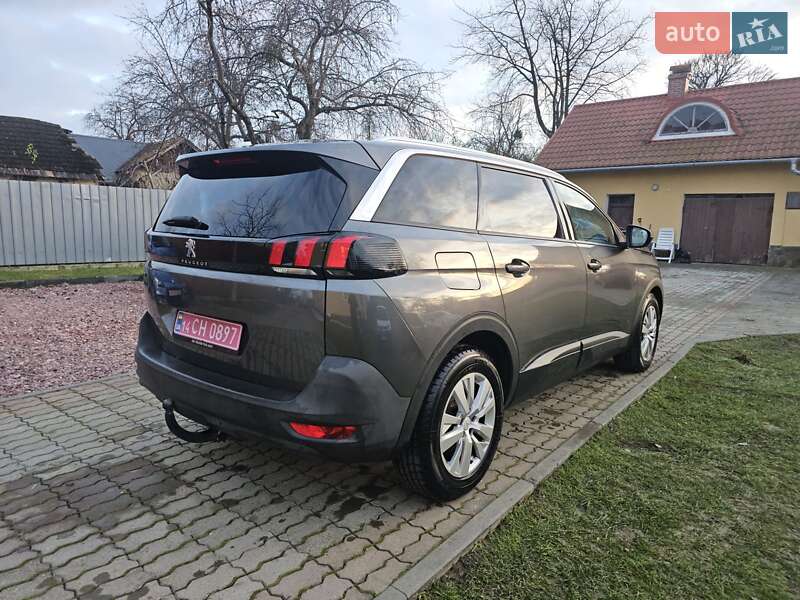 Позашляховик / Кросовер Peugeot 5008 2018 в Стрию
