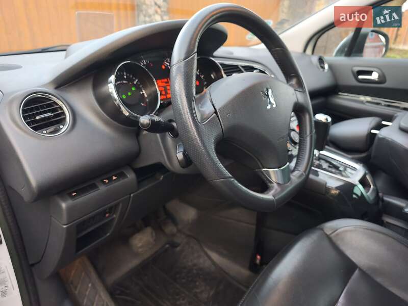 Микровэн Peugeot 5008 2011 в Полтаве фото 34 Микровэн Peugeot 5008 2011 в Полтаве